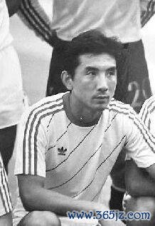 他曾攻破达萨耶夫的十指关，原中国国度队长、辽宁队中锋，马林